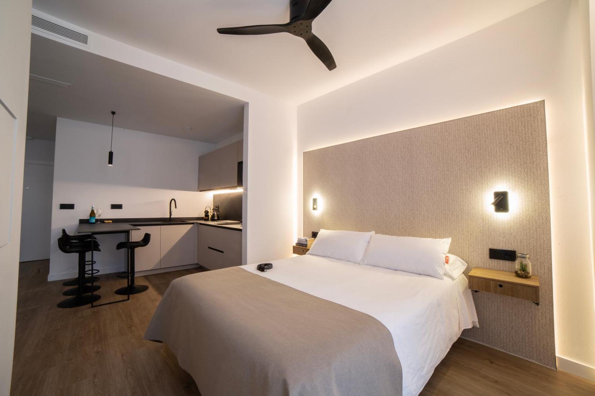 Demetrio By Alma Suites Valensiya Dış mekan fotoğraf