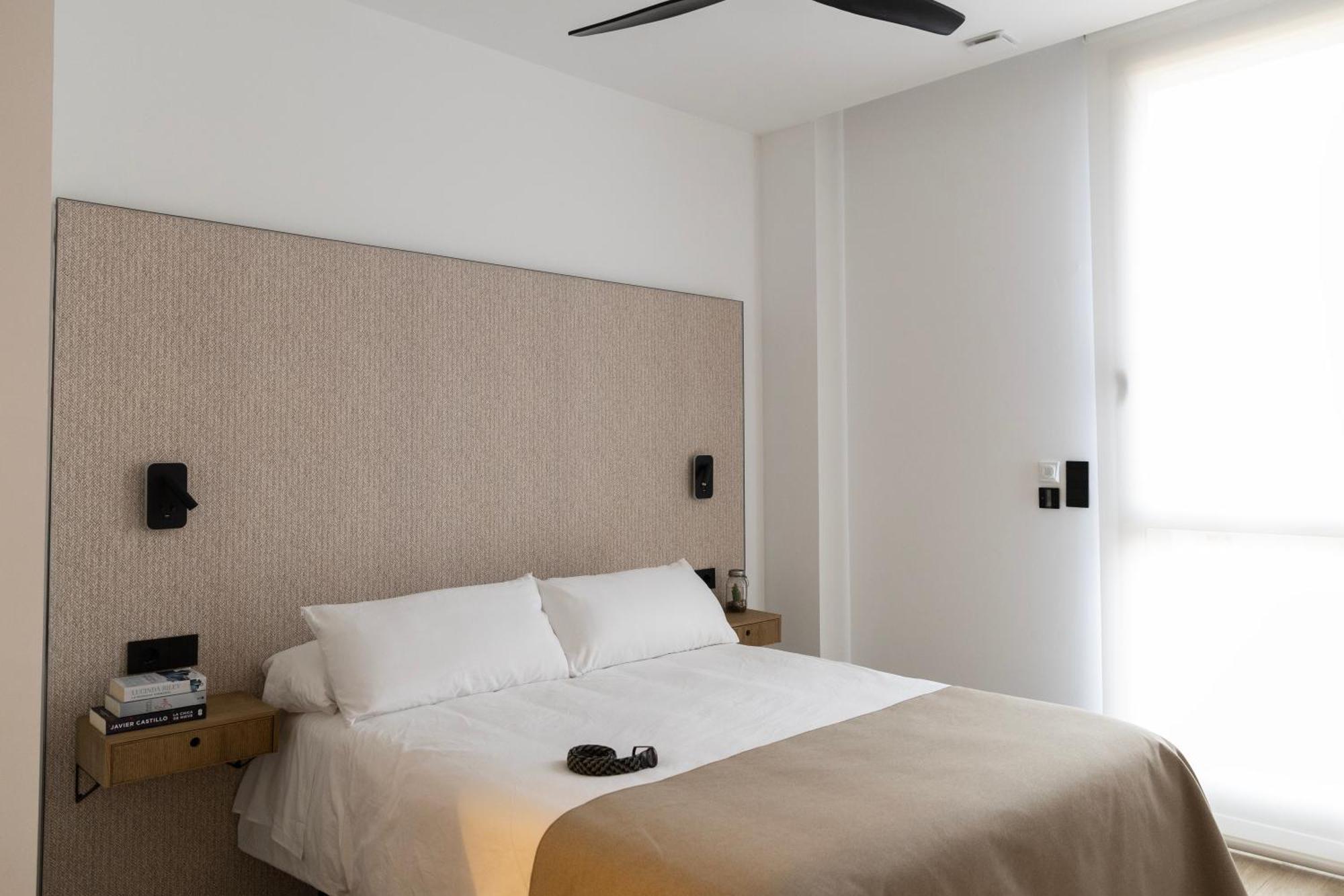Demetrio By Alma Suites Valensiya Dış mekan fotoğraf