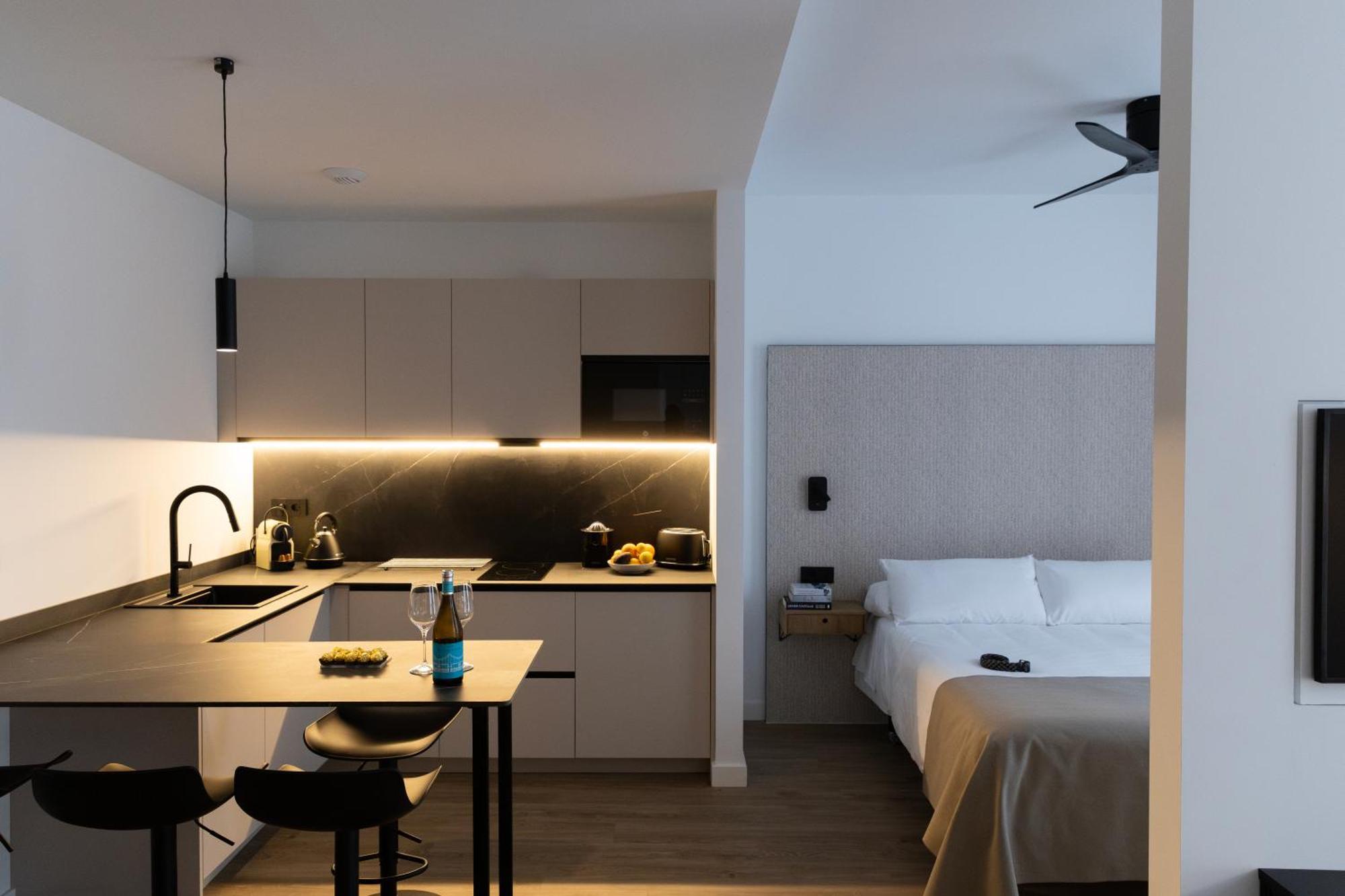 Demetrio By Alma Suites Valensiya Dış mekan fotoğraf